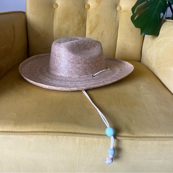 Lack Of Color Accessories - LIKE NEW Lack of Color Western Palma Straw Hat w/ adjustable beaded string